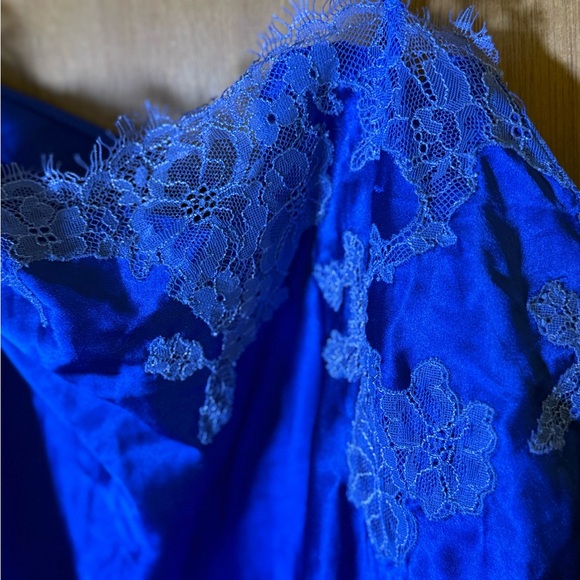 Victoria's Secret Royal Blue Chemise - Picture 4 of 6